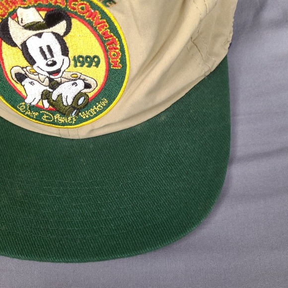 Vintage 1998-99 Walt Disney World Hat Reversible Disneyana Convention Strapback - Picture 12 of 15